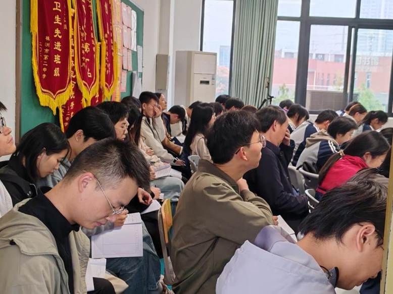 3ba4f03eca61c605a603eb0910eb0e7d